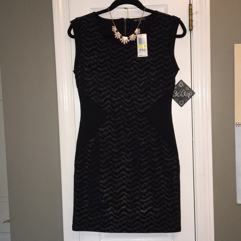 NWT Macy’s BeBop ZigZag black bodycon dress